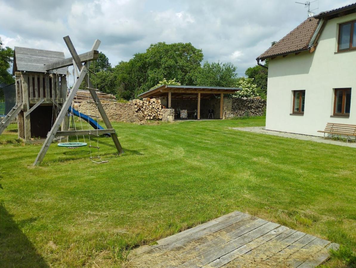 Chalupajinak Benesov  Exterior foto